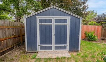 4726 Elk Run Dr SW, Albany, OR 97321