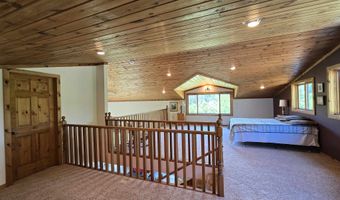 30 Alum Creek Rd, Aladdin, WY 82710