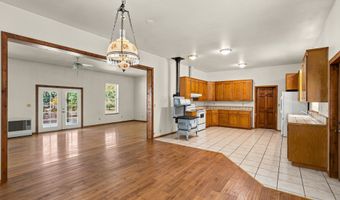 273 FAWN Ln, Azalea, OR 97410