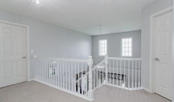 3 BLACKWOLF Ct, Algonquin, IL 60102