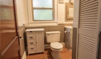 566 Lindell St, Akron, OH 44305