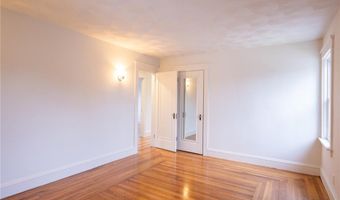 28 Rosewood Ave, Cranston, RI 02905