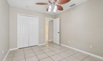 6511 CRIMSON LEAF Ln, Jacksonville, FL 32244