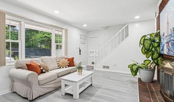 4 CALVIN Ct, Rockville, MD 20851
