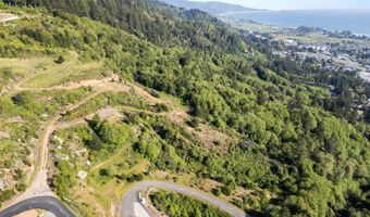 Crown Terrace Rd 1, Brookings, OR 97415
