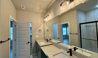 5910 SW Desert Ave, Bentonville, AR 72713