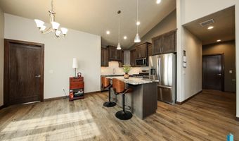 2729 E Palmer St, Brandon, SD 57005