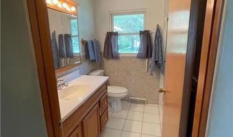 1805 10th Pl NE, Austin, MN 55912