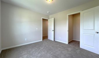 122 Winterbrook Dr, Amherst, NY 14228