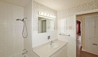 1528 S LIPSCOMB St, Amarillo, TX 79102