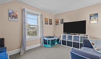 100 Lyman Ave, North Providence, RI 02911