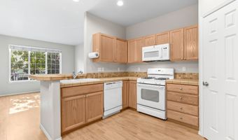 2345 NW OAK KNOLL Pl, Beaverton, OR 97006