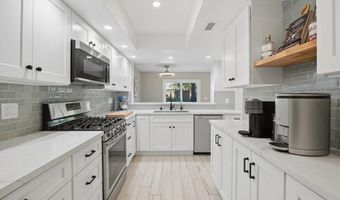 2992 Brandon Cir, Carlsbad, CA 92010