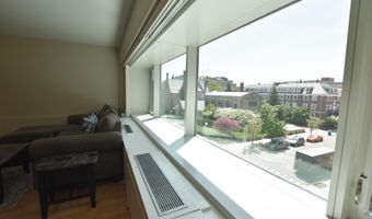 555 E William St 3J, Ann Arbor, MI 48104