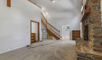 15 Lower Broadford Rd, Bellevue, ID 83313