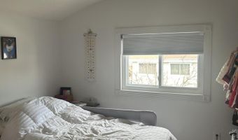 385 Brookfield Ave, Staten Island, NY 10308