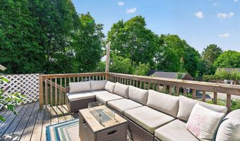 48 6th St, Bangor, ME 04401
