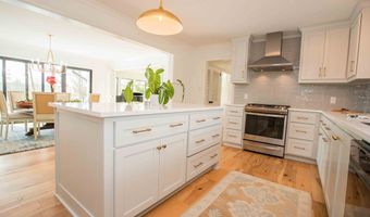 1512 Douglas Dr, Bainbridge, GA 39819