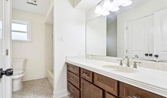 249 SOMERSET St, Laplace, LA 70068