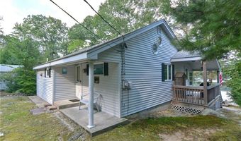 490 Courthouse Ln, Burrillville, RI 02859