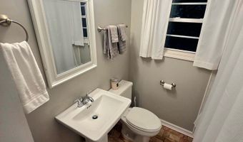 112 Boyd St, Andrews, NC 28901