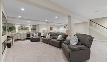 3120 Windmill Dr, Adrian, MI 49221