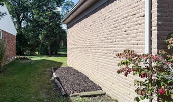 2844 Renfrew St, Ann Arbor, MI 48105