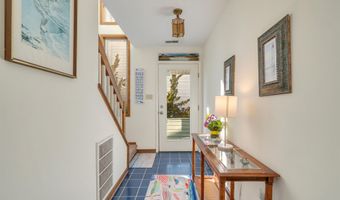 383 39th St West, Avalon, NJ 08202