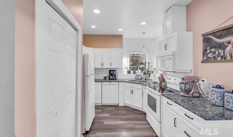 15046 Burger Ln, Caldwell, ID 83607