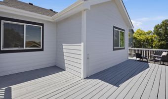 1509 SUMMERSET Dr, Cheyenne, WY 82001