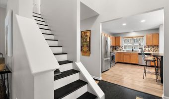 661 Abbey Mill Dr SE 41, Ada, MI 49301