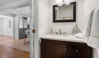 1 Blackhorse Dr, Acton, MA 01720