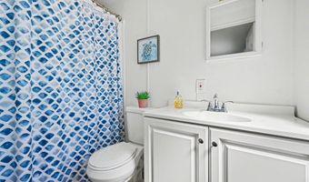 421 Papaya Cir, Barefoot Bay, FL 32976