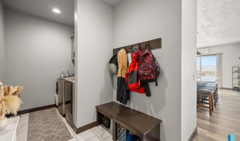 1625 W River Bend St, Brandon, SD 57005