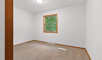 3024 E FOREST St, Appleton, WI 54915