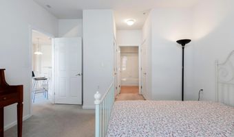 14241 KINGS CROSSING Blvd 211, Boyds, MD 20841