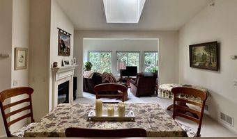 1630 Wheeler Rd 202, Madison, WI 53704