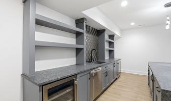 3874 Chapel Hill Ct, Bargersville, IN 46106