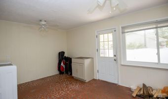 1000 Robinwood Rd, Aberdeen, NC 28315