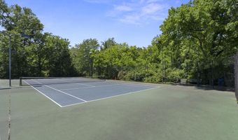 21553 CENTER POINT Cir, Ashburn, VA 20147