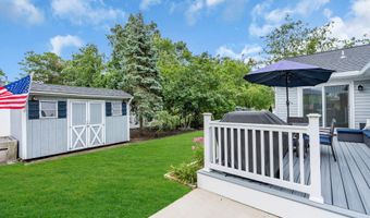 633 Spray Ave, Beachwood, NJ 08722