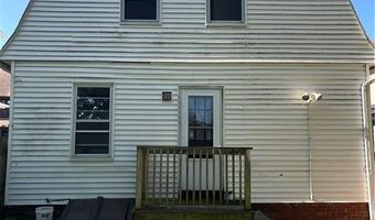 125 Smith St, Cranston, RI 02905