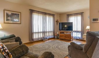 415 E Hawthorne St, Albert Lea, MN 56007
