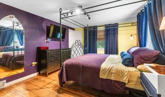 950 BRADFIELD Rd, Abington, PA 19001