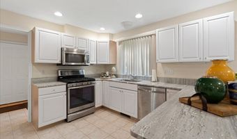 22 Fiske Rd, Ashland, MA 01721