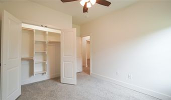 8 McDole Ln, Bella Vista, AR 72715