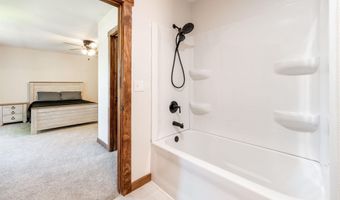 1207 Alden St, Alden, IA 50006