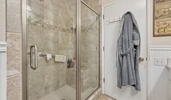1099 PARKVIEW Dr, Brookings, OR 97415