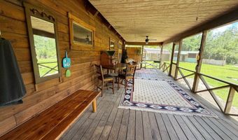2638 Arpana Cir, Alford, FL 32420