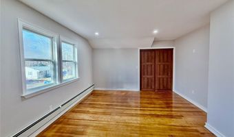 4 Arcade St, Johnston, RI 02919